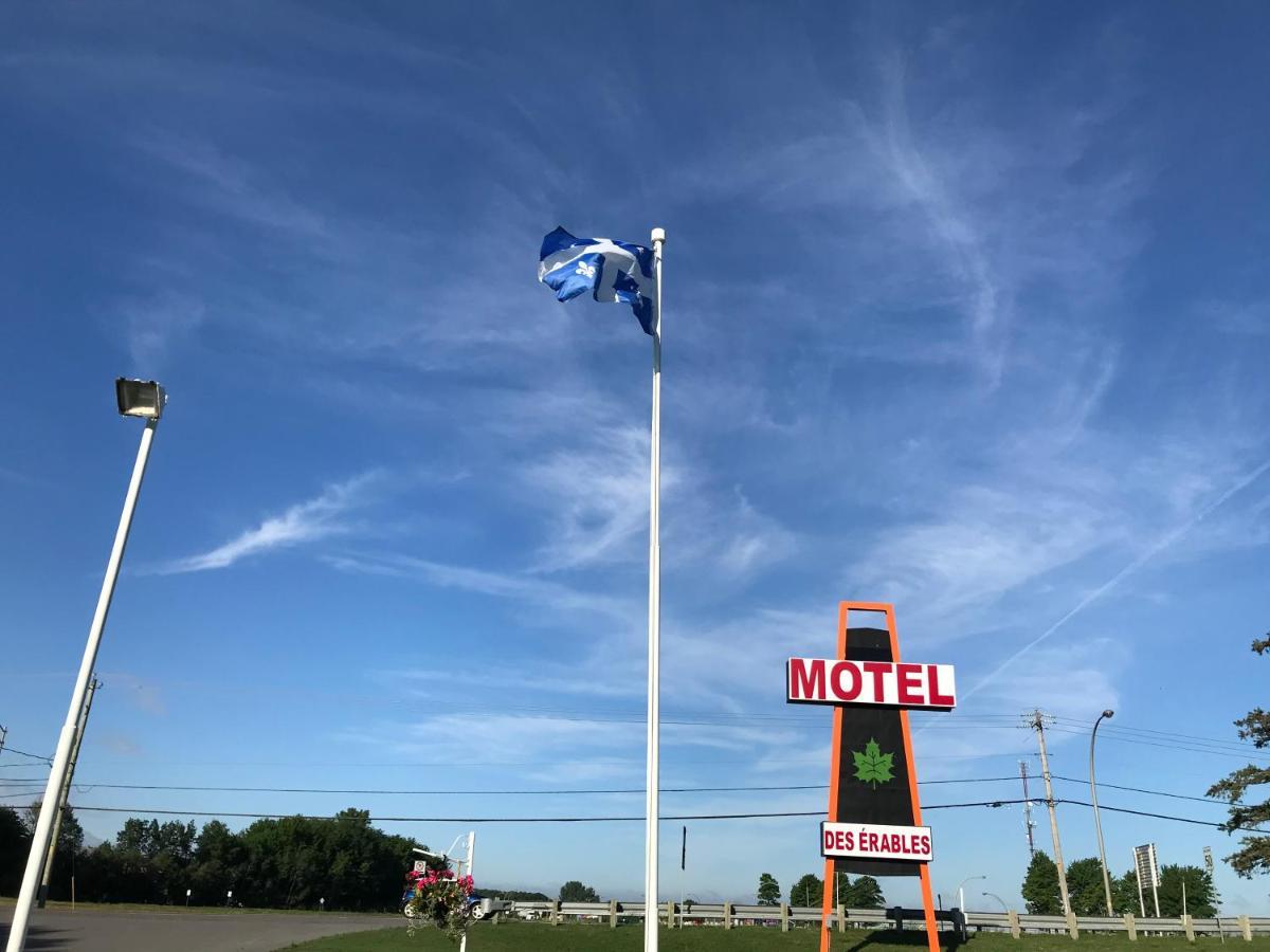 Motel Des Erables Coteau-du-Lac Exteriör bild