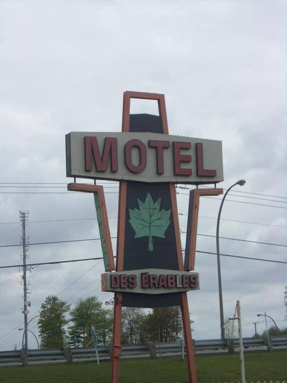 Motel Des Erables Coteau-du-Lac Exteriör bild